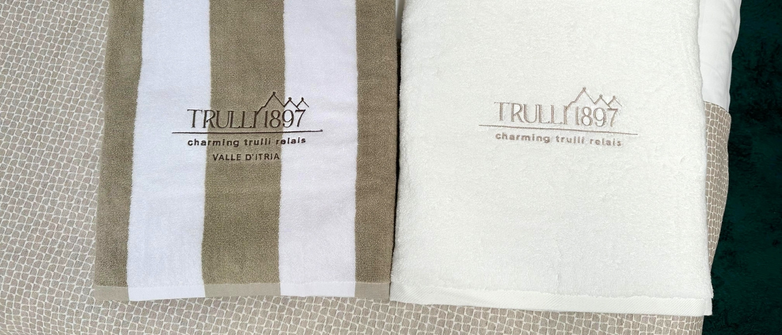 Biancheria Personalizzata con Logo per Trulli 1897 Charming Trulli Relais