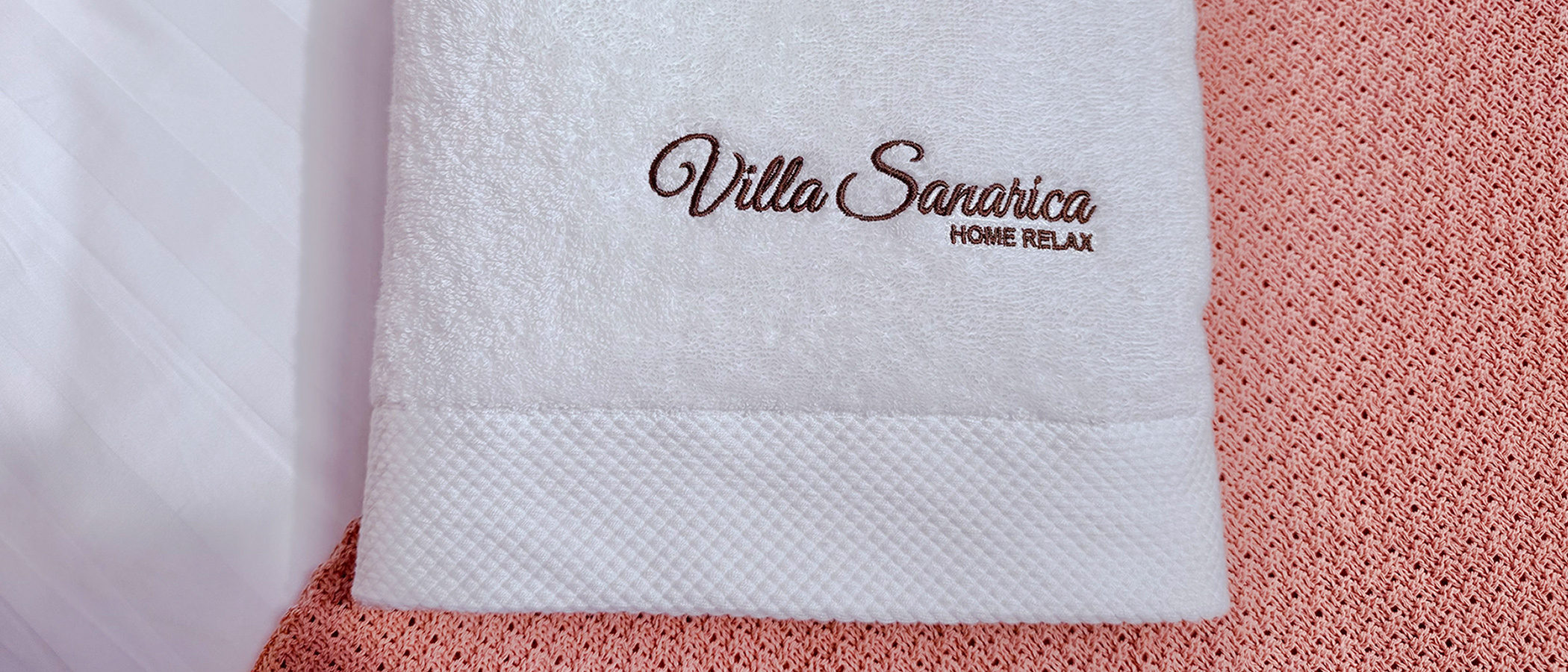 Biancheria personalizzata con logo per Villa Sanarica