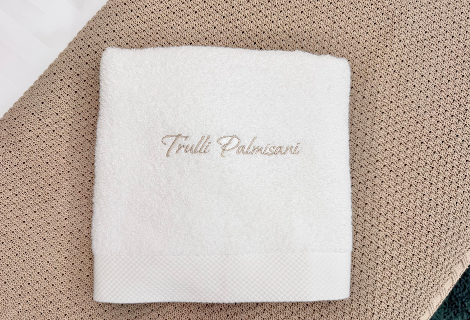 Biancheria Personalizzata con Logo per Trulli Palmisani