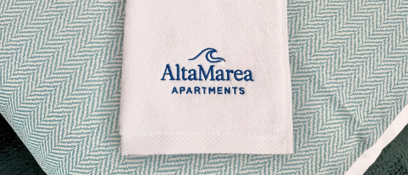 Biancheria Personalizzata con Logo per Alta Marea Apartments