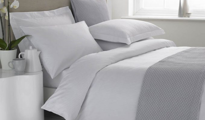 Completi letto hotel: guida alla scelta forniture per hotel, b&b ... Letti per hotel