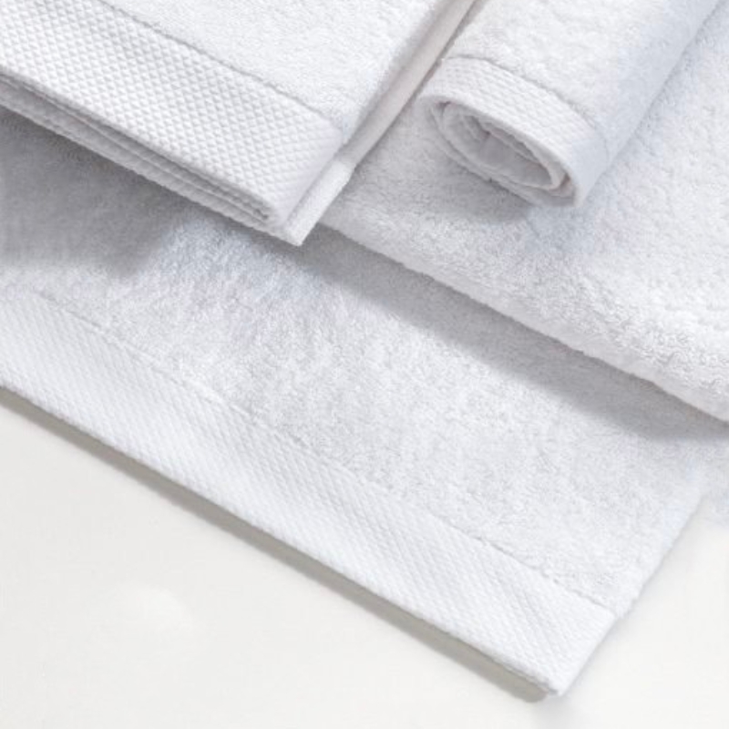 HOTEL TOWEL SET OF THREE DIAMOND 600gr